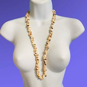 Vintage Natural Conch Shell Curls Necklace 30"
